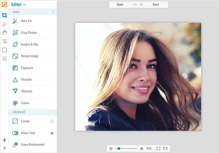 Интерфейс iPiccy Photo Editor с панелью базовых инструментов